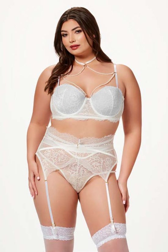 Plus Size Heart Lace 3 Piece Lingerie set- White – Curvy Sense