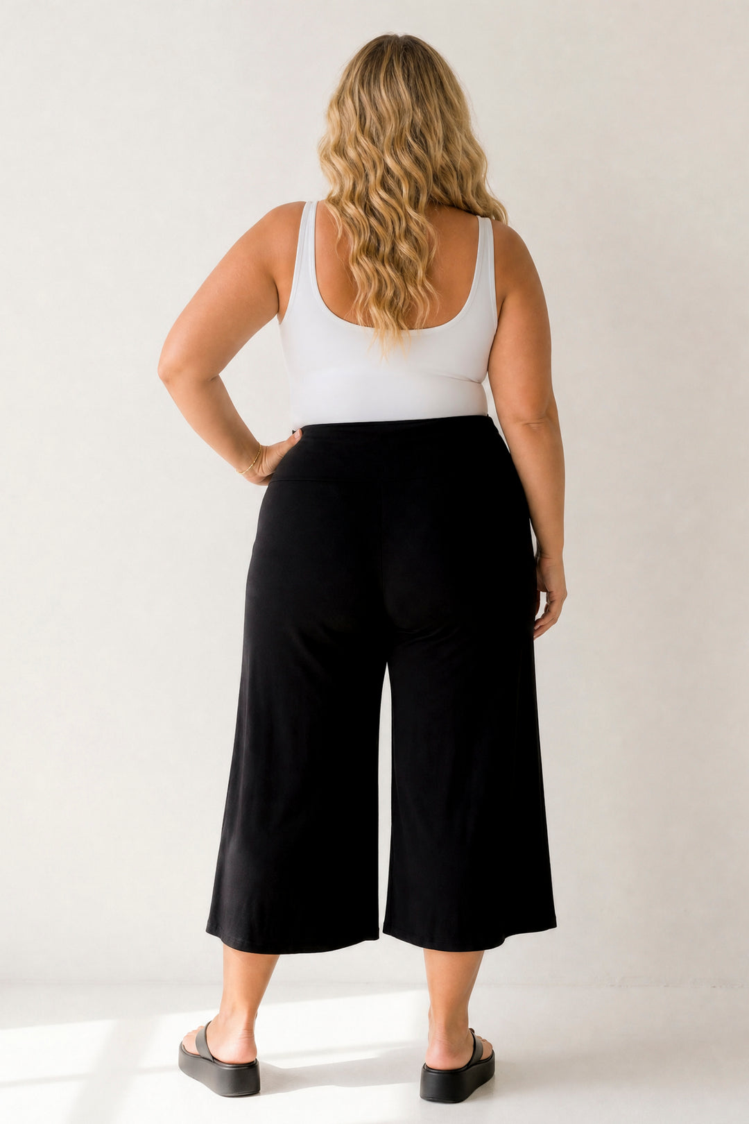 Curvy Sense Inc. Bottoms Plus Size Curvy Sense Gaucho Capri Pants