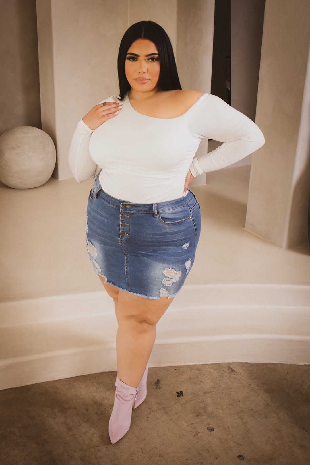 White skirt plus sales size