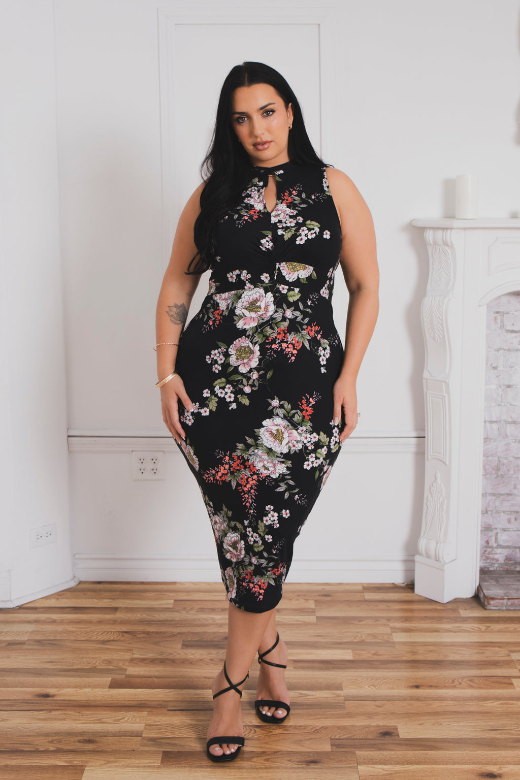 black dresses for women bodycon Plus Size Ameri Floral Dress- 2X / Black Size:40/ US 6 Dolman Sleeve Maxi Dress y_lariat Pairs effortlessly with statement
