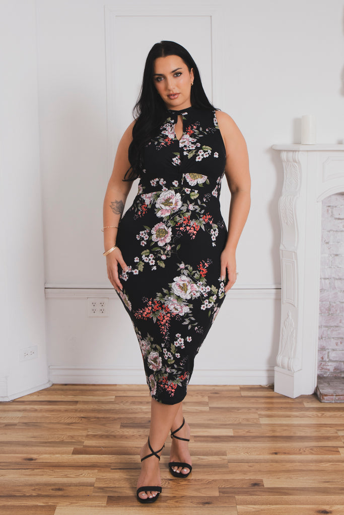 black floral print bodycon dress Plus Size Ameri Dress- 2X / Black stretchy fabric allows room