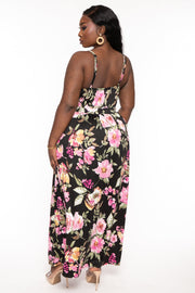 Curvy Sense Dresses Plus Size Arianna M-Slit Floral  Maxi Dress - Black