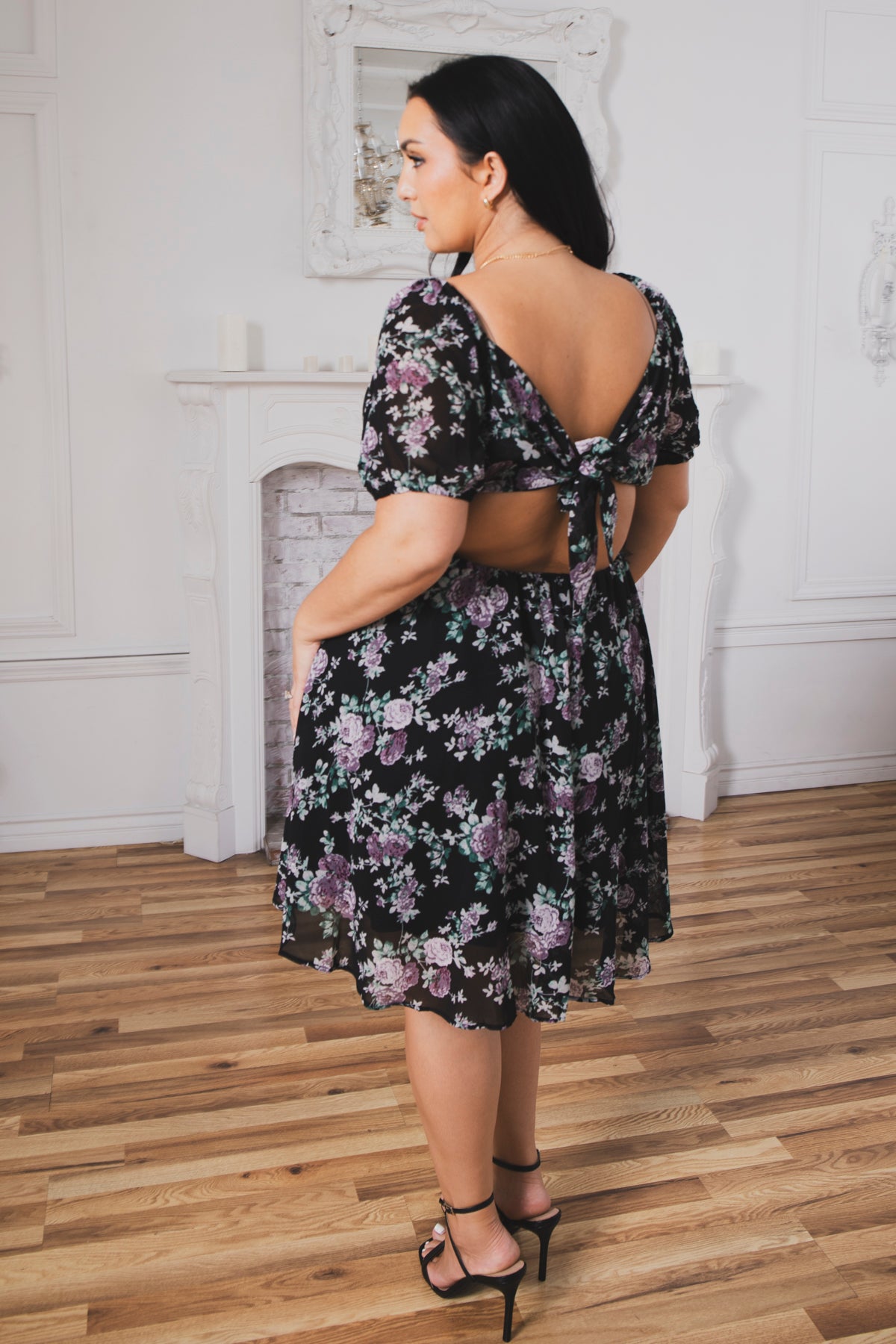 Women's Plus Size Cottage Bloom Dress - Black - Curvy Sense