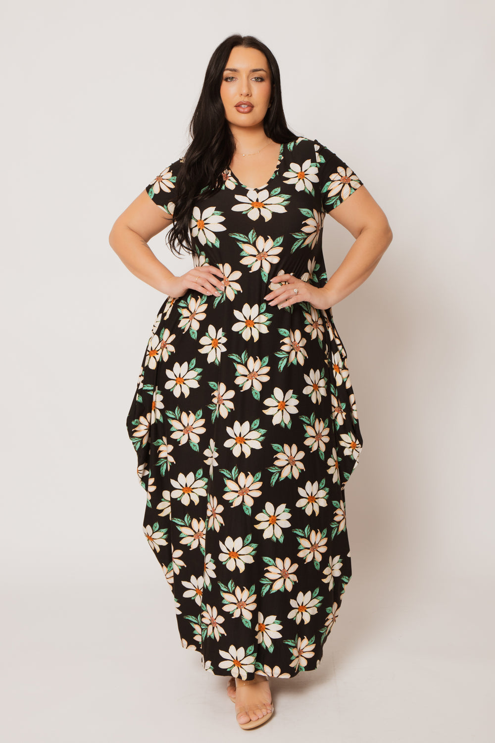 H & H FASHION Dresses Plus Size Daisy Drift Maxi Dress - Black
