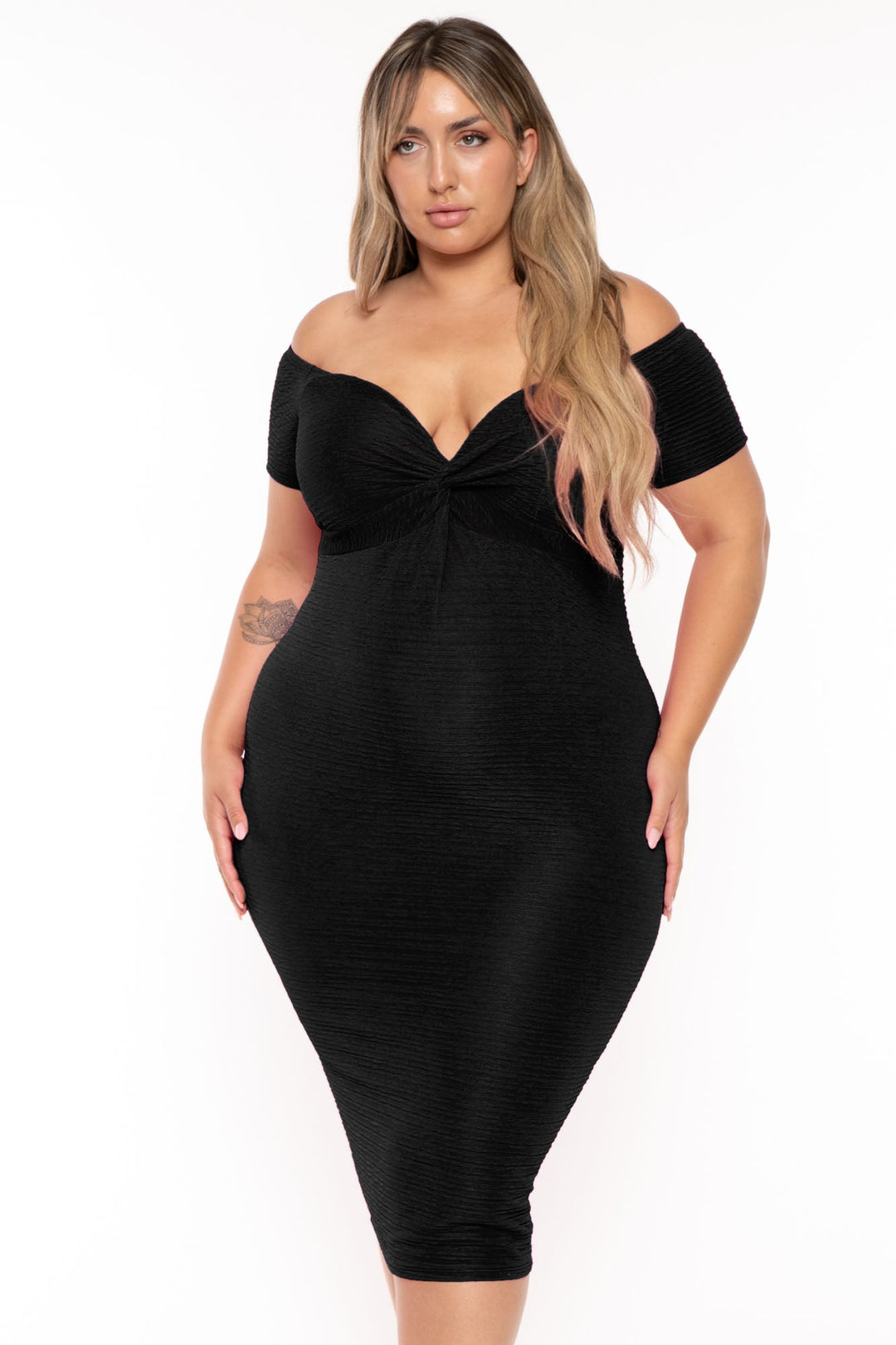 Curvy Sense Dresses Plus Size Maryliz Twist  Bodycon Dress -Black