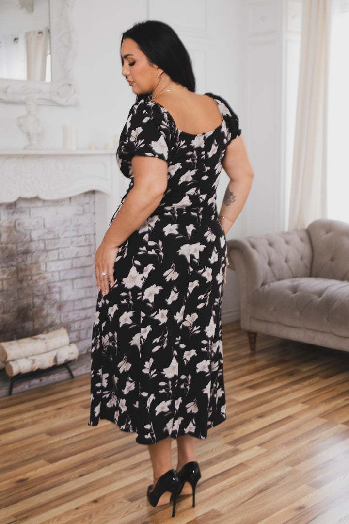 Trashapparel Dresses Plus Size Poised Bloom Dress - Black