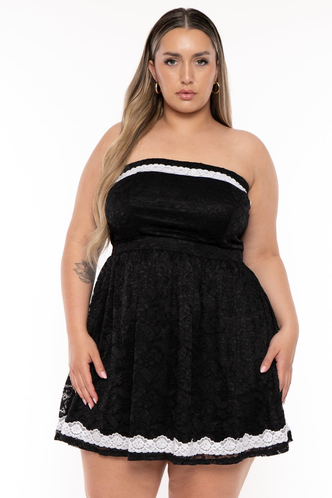 Curvy Sense Dresses Plus Size Sydnetta Lace flare Dress - Black