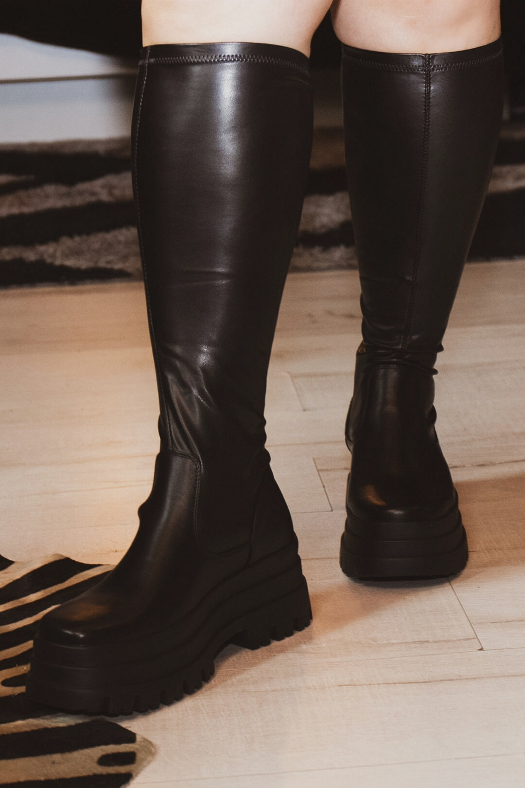 Azalea Wang Footwear Aretha Platform Knee High Boots - Black