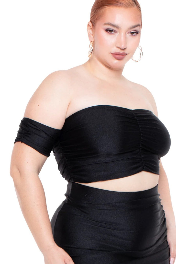 Curvy Sense Matching Sets Plus Size Aella Cropped Matching Set  - Black