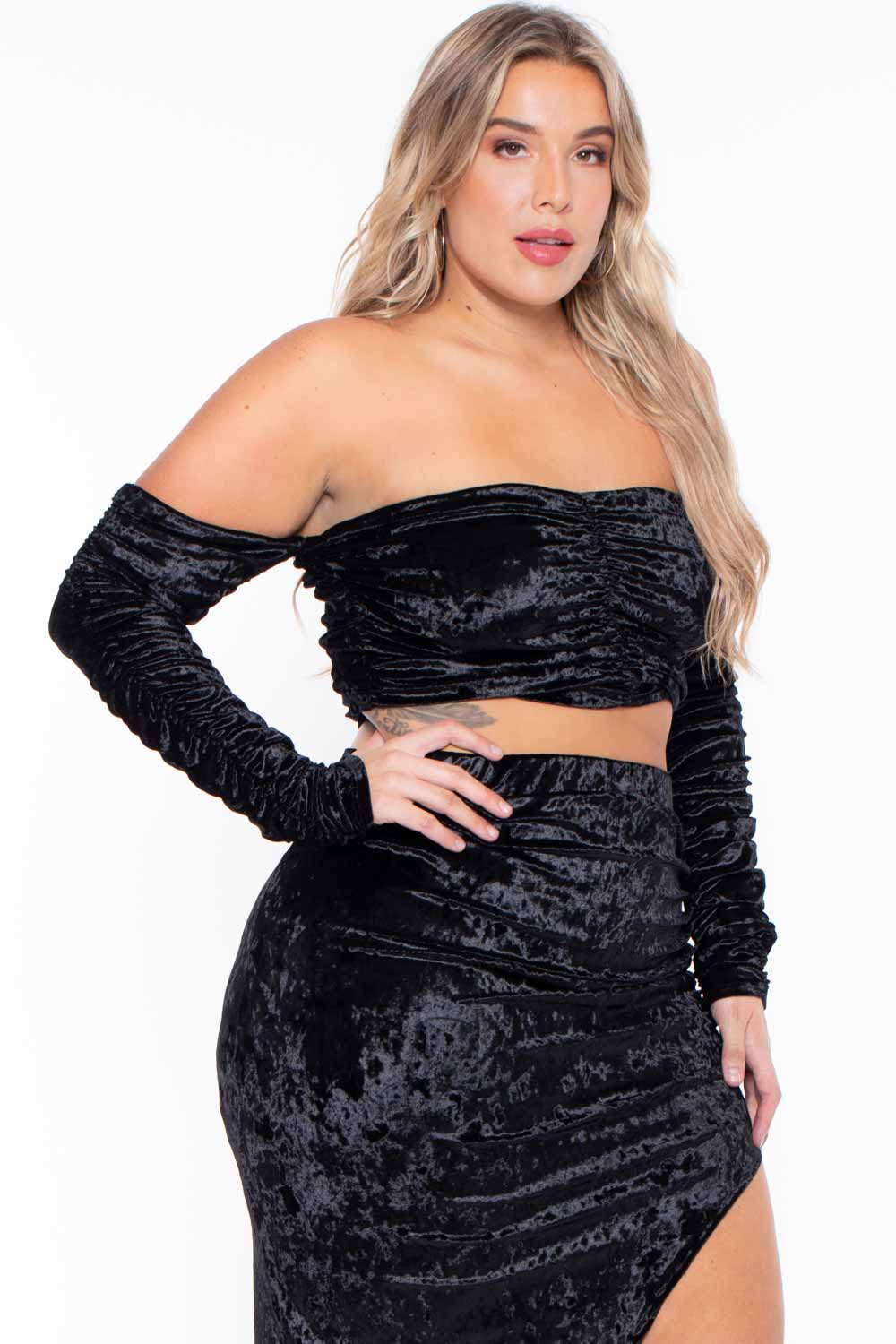 Curvy Sense Matching Sets Plus Size Amara Velour Ruched Matching Set - Black