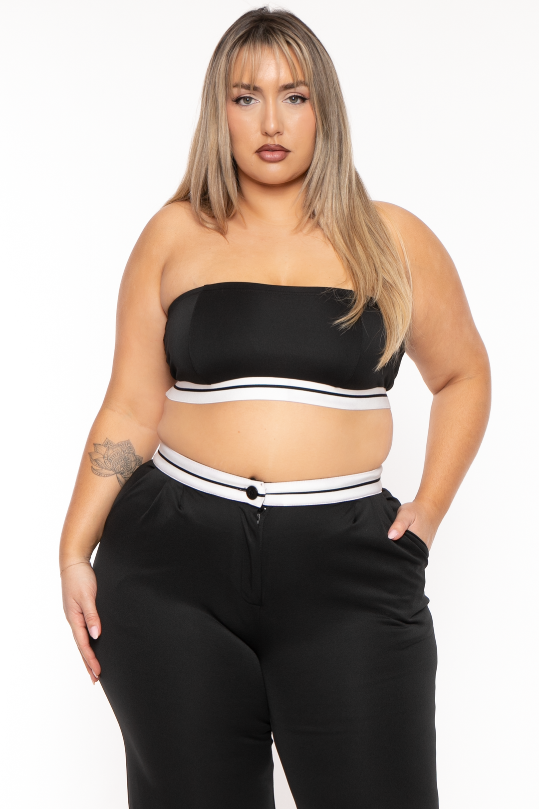 CHICCTHY TOP Matching Sets Plus Size Parisa Sporty  Matching Set-Black