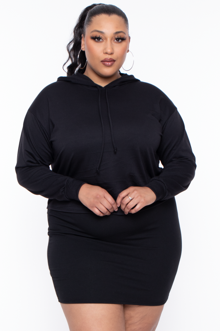 Curvy Sense Sweaters & Cardigans 1X / Black Plus Size Essential Cropped Hoodie - Black