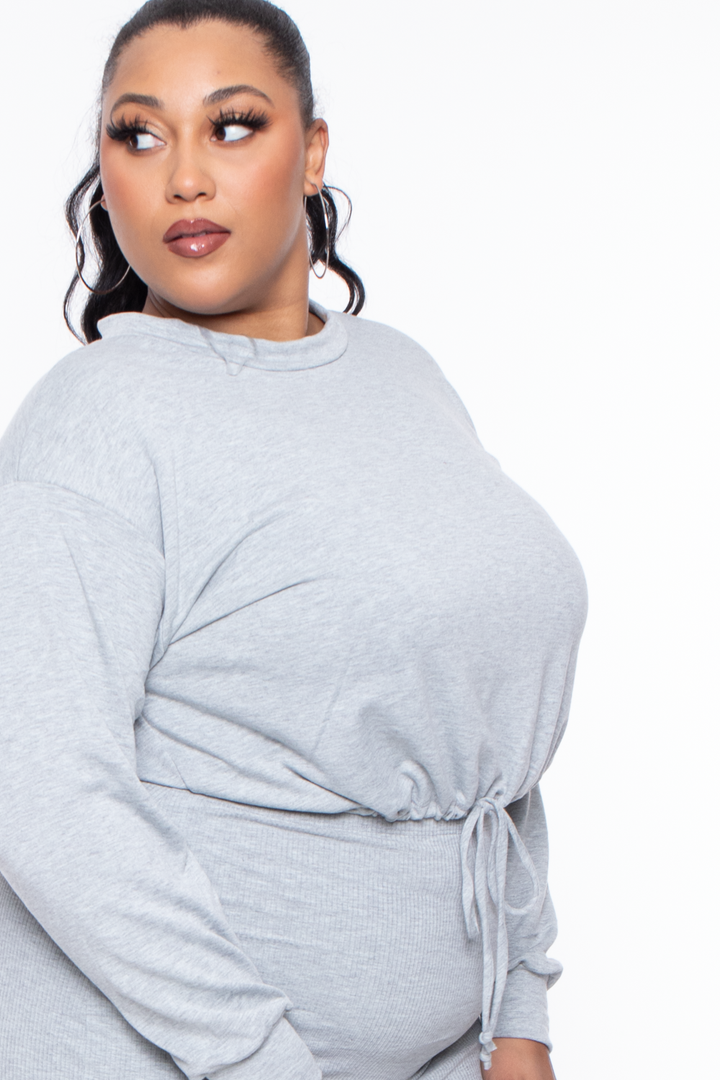 Curvy Sense Sweaters & Cardigans Plus Size Essential Cropped Pullover Sweatshirt - Heather Grey