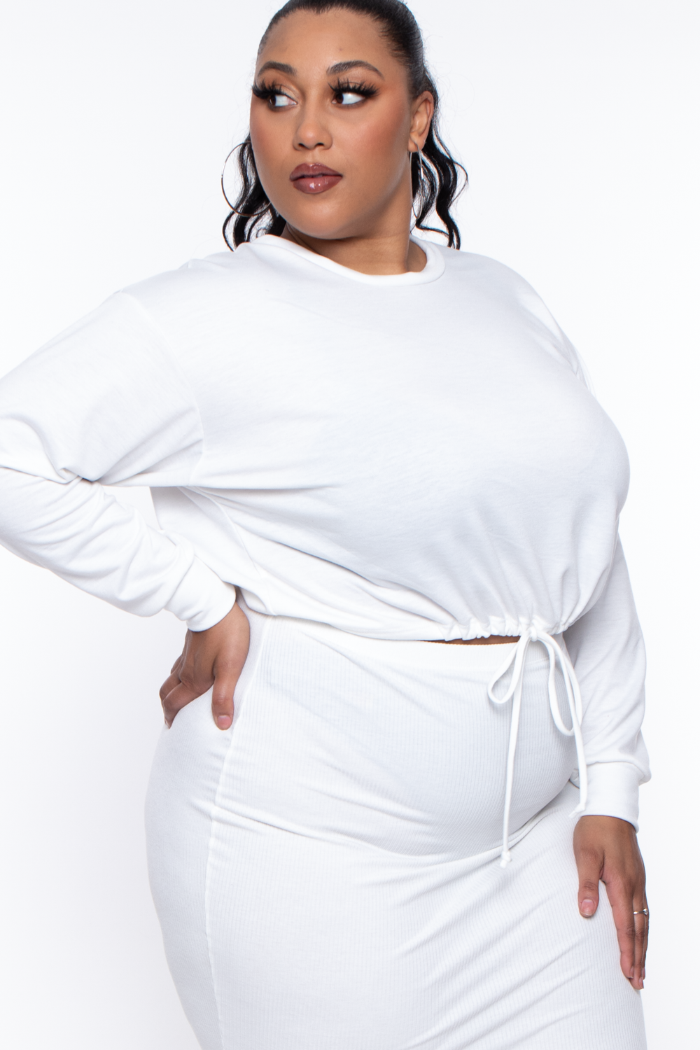 Curvy Sense Sweaters & Cardigans 1X / Ivory Plus Size Essential Cropped Pullover Sweatshirt - Ivory