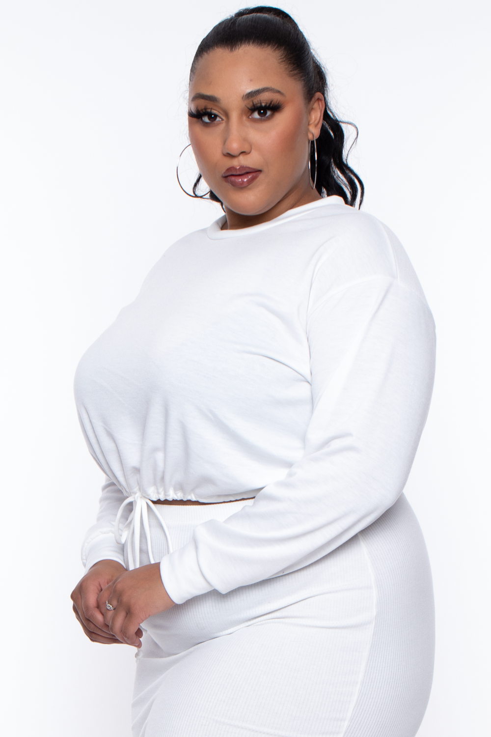 Curvy Sense Sweaters & Cardigans Plus Size Essential Cropped Pullover Sweatshirt - Ivory