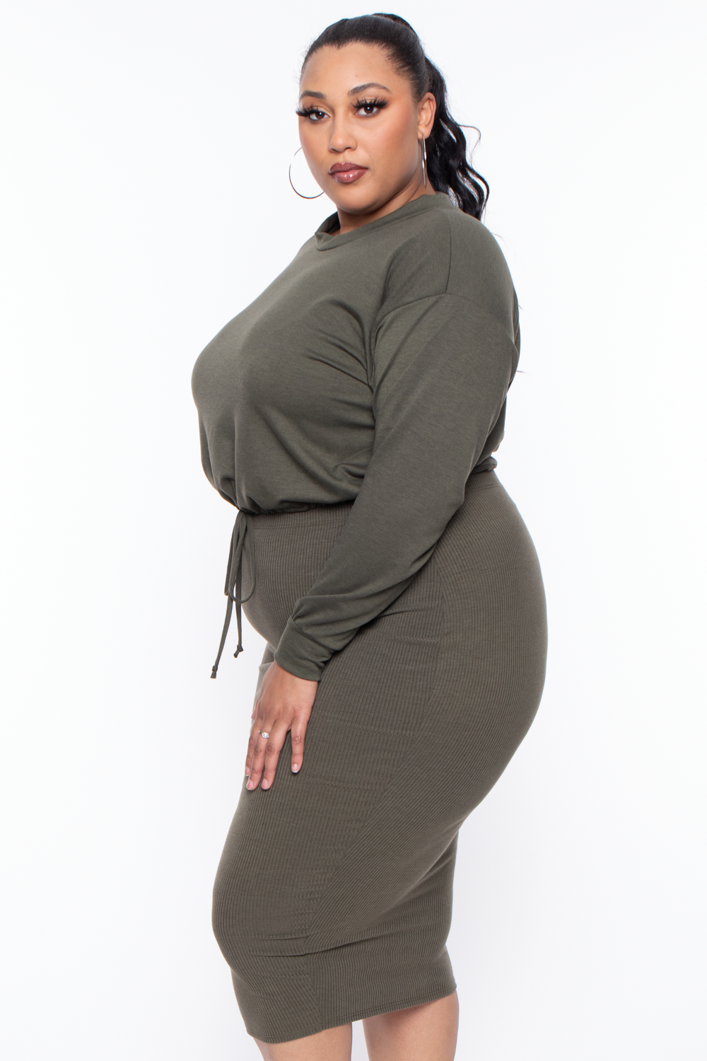 Curvy Sense Sweaters & Cardigans Plus Size Essential Cropped Pullover Sweatshirt - Olive