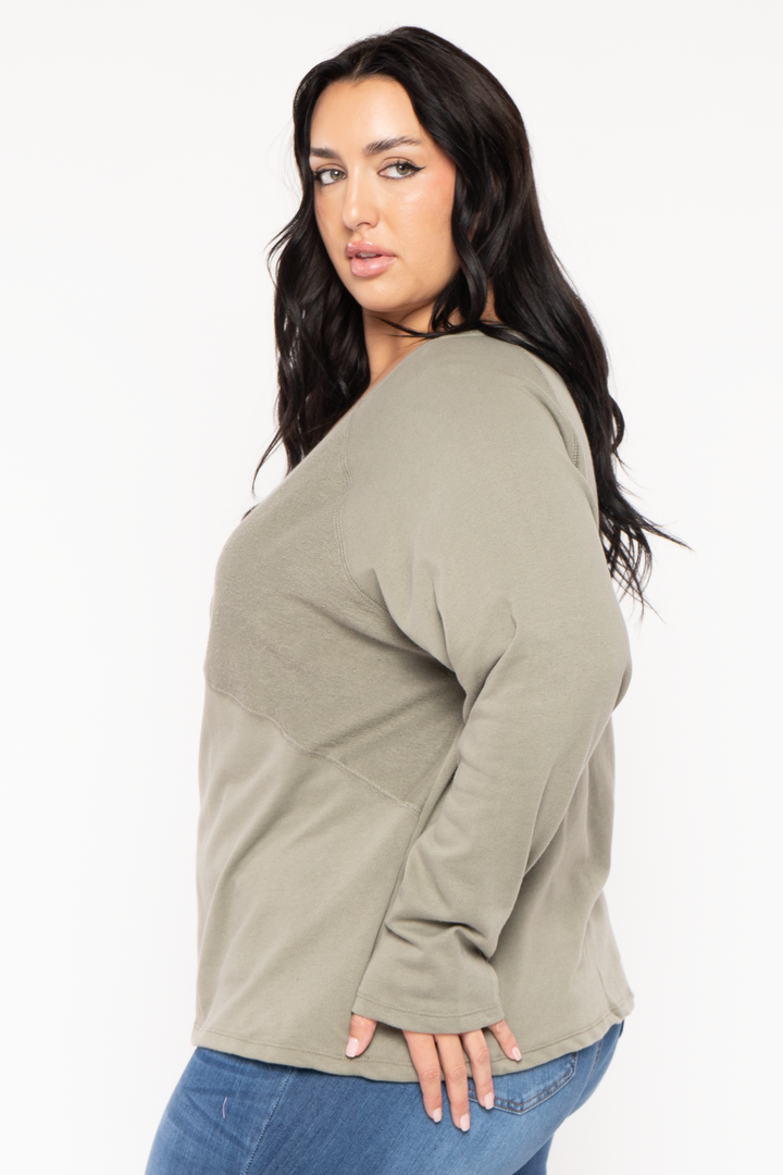 CULTURE CODE Sweaters & Cardigans Plus Size Raglan Boxy Sweater  - Olive