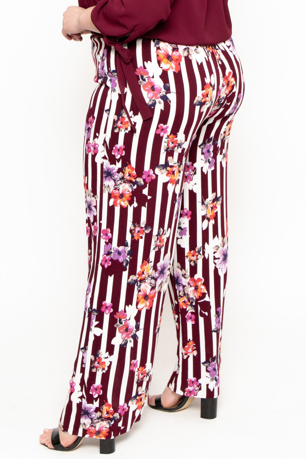 Plus Size Floral Print Wide-Leg Pants - Burgundy - Curvy Sense