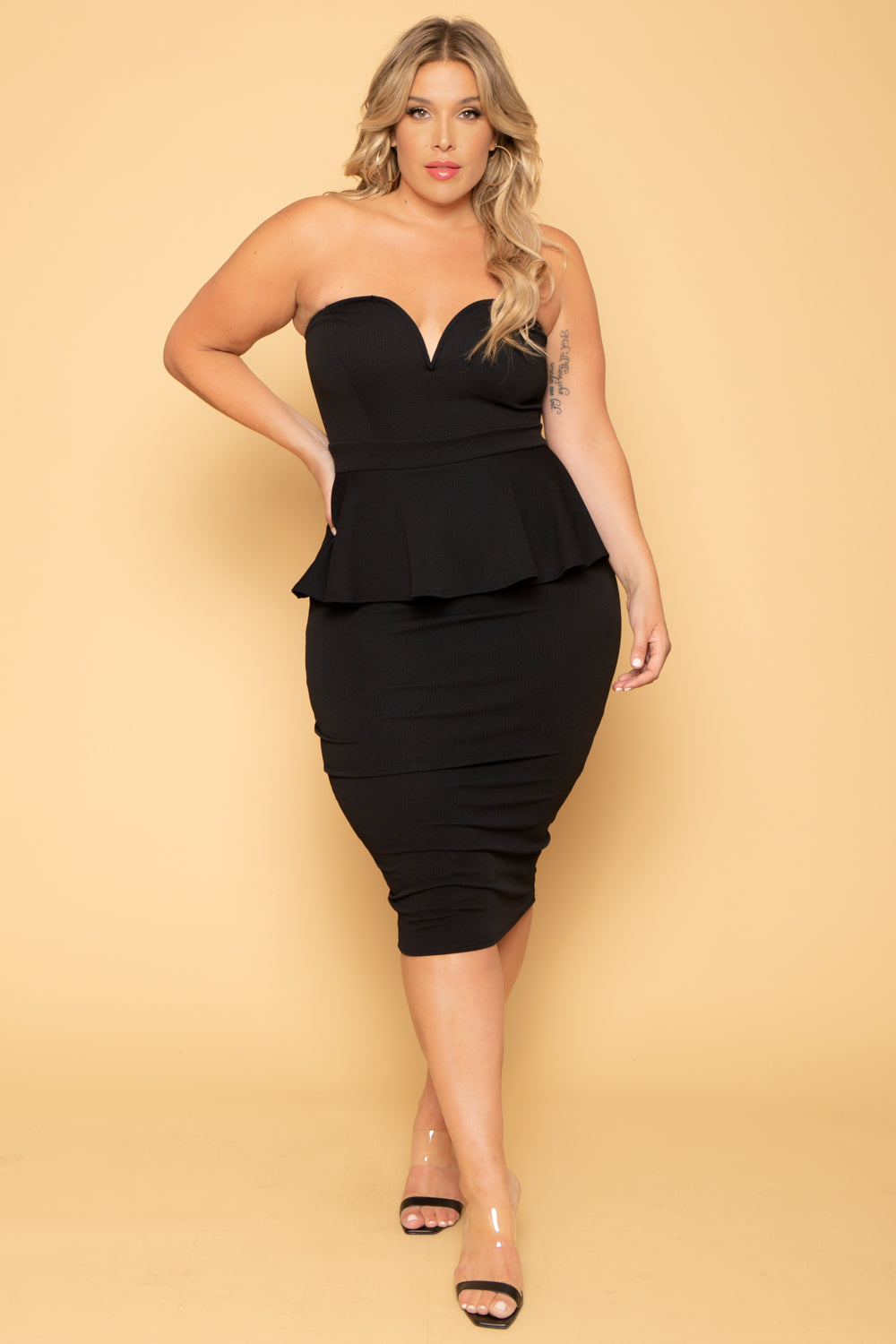 Curvy Sense Dresses Plus Size Amelie Peplum Bodycon Dress- Black