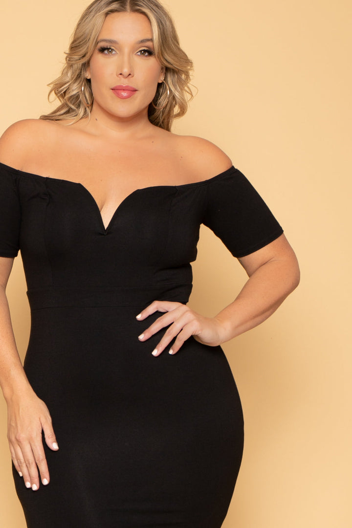 Curvy Sense Dresses 1X / Black Plus Size Ari Bodycon Dress - Black