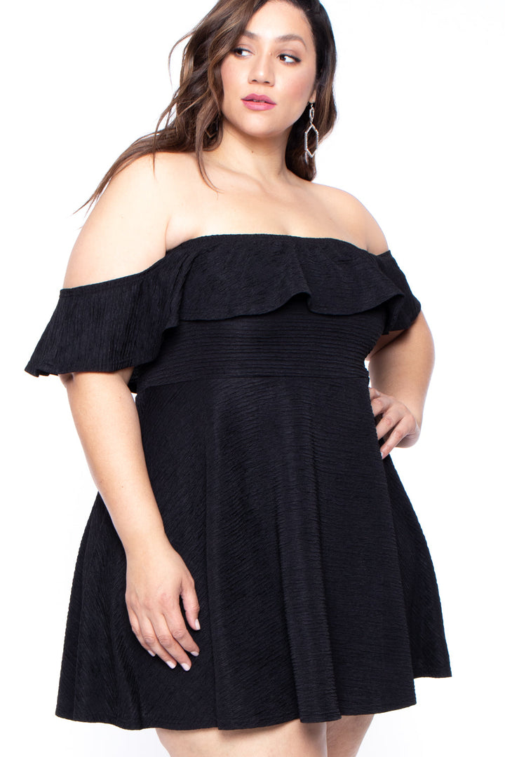 Plus Size Texture Frill Dress - Black - Curvy Sense